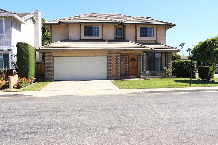 1st image of 9802 Richmond Way