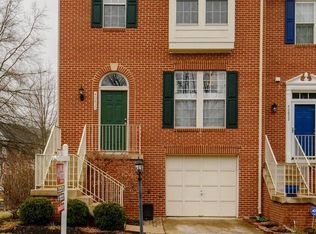46830 Graham Cove Sq, Sterling, VA 20165