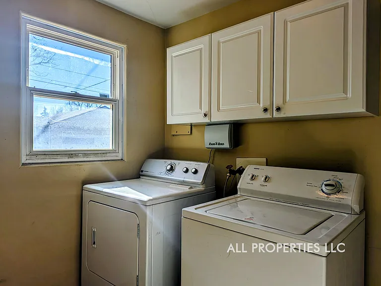 4544 S Grant St — Photo 29