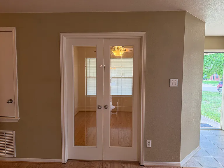 2300 Maedell Dr — Photo 14