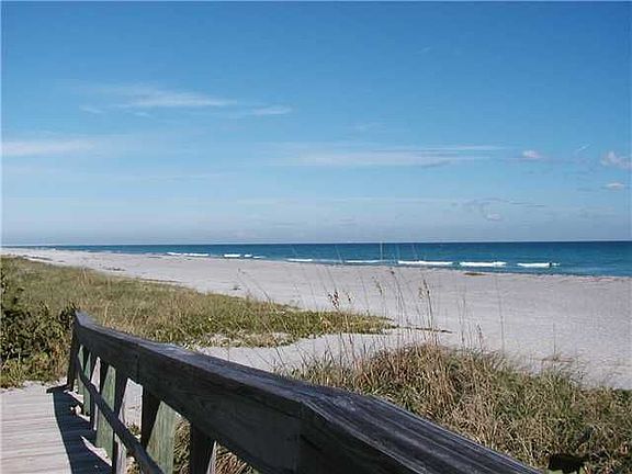2nd image of 530 Ocean Dr APT 305