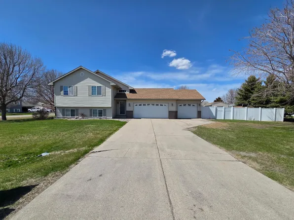 114 14th St SW, Glyndon, MN 56547