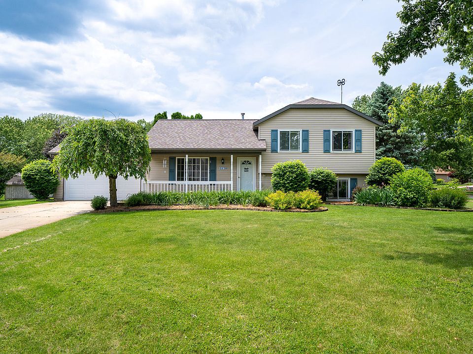 1st image of 7785 Westminster Dr SW