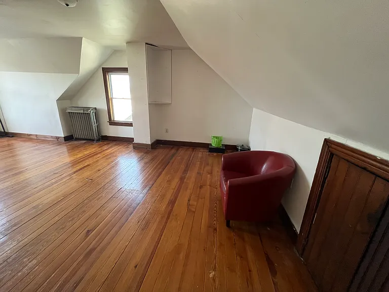 165 Lewis St #2 — Photo 10