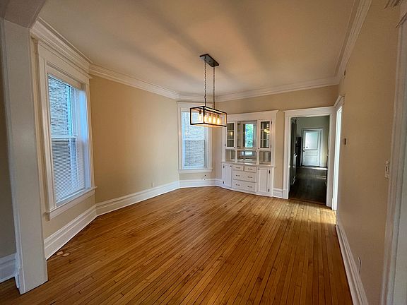 3rd image of 3349 W Beach Ave #1