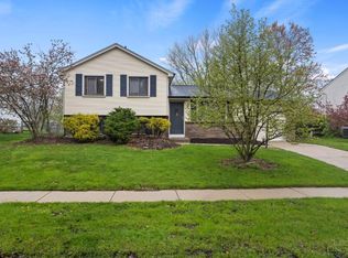 3797 Charter Oak St, Amelia, OH 45102