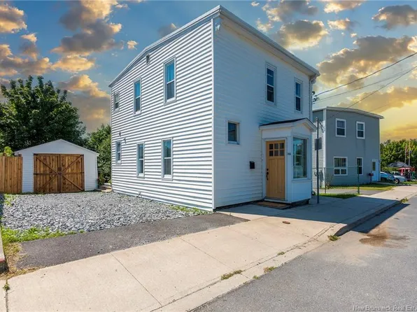 182 Visart St, Saint John, NB E2K 1P1