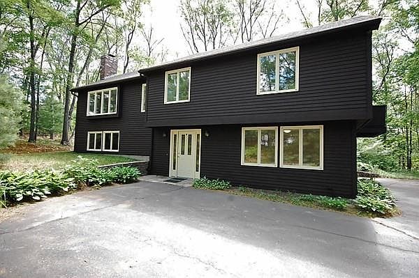 1st image of 54 King St #54