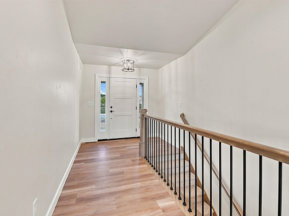 4th image of 2782 Stelor Dr