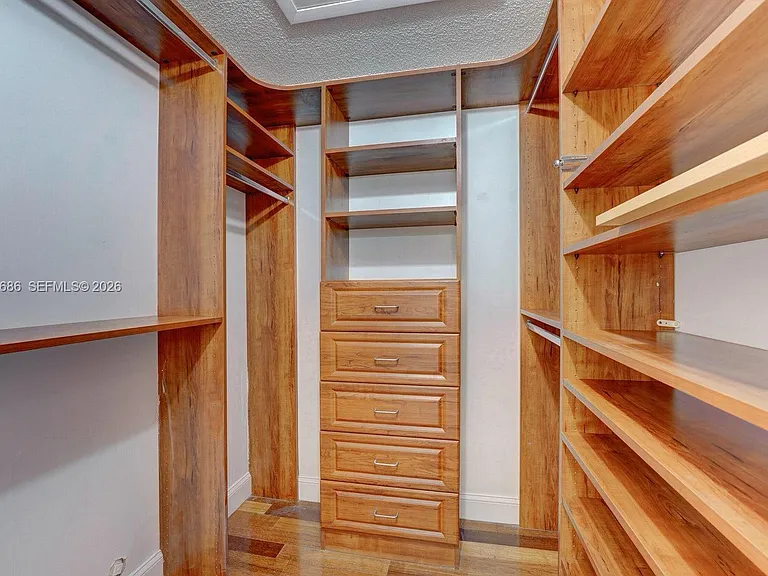 10791 SW 10th Pl — Photo 7