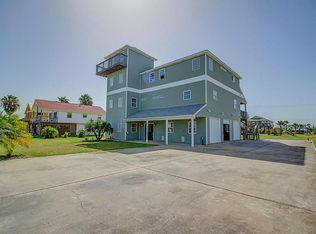 16622 Francis Drake Rd, Jamaica Beach, TX 77554