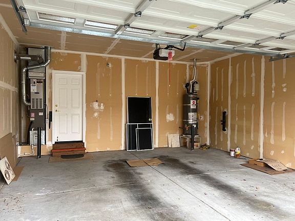 3rd image of 23769 NE 134th St