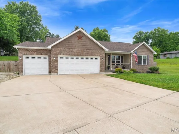 2161 Meadow Grass Dr, Pacific, MO 63069