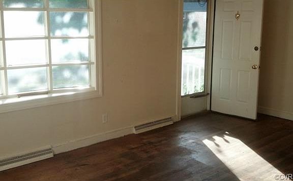 4th image of 7408 Roosevelt Ave