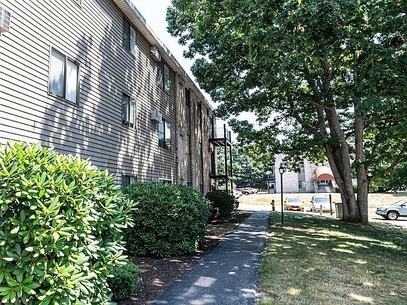 3rd image of 440 North Ave APT 243