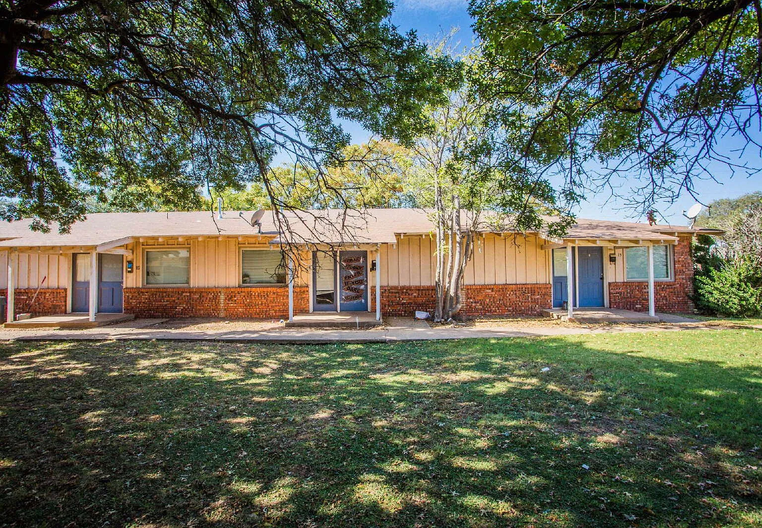 2 bed, 1.0 bath, 1085 sqft, $800 — Photo 3