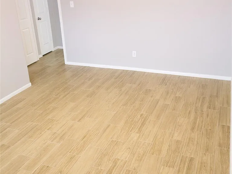 14434 Long Meadow Dr — Photo 16