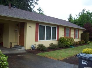 423 SW 8th Ave, Mill City, OR 97360