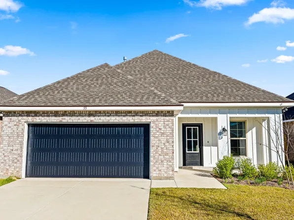 55 Hydrangea Blvd, Freeport, FL 32439