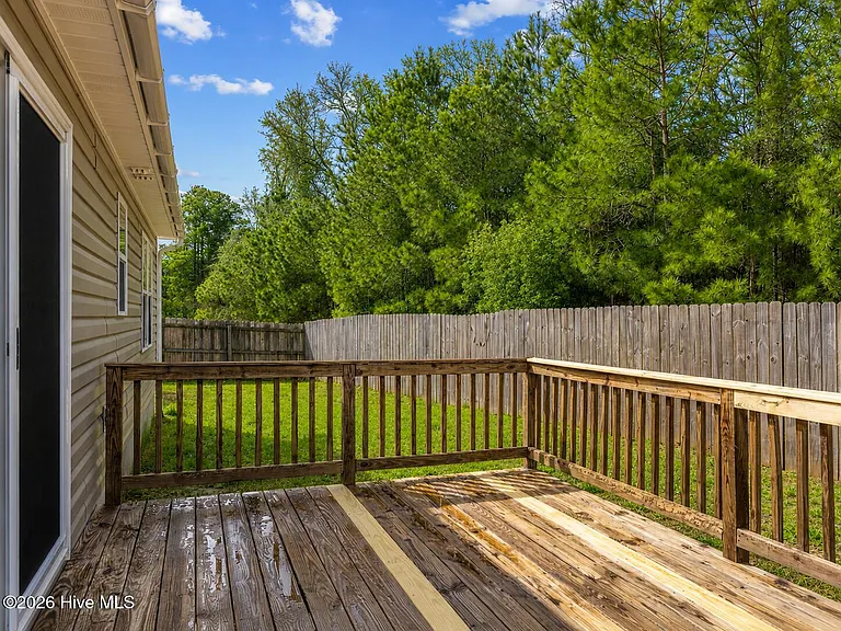 104 Blue Bird Ln — Photo 40