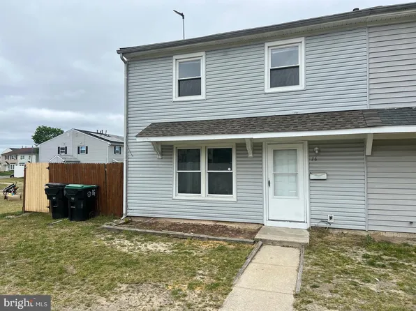 16 Lennox Ct, Sicklerville, NJ 08081
