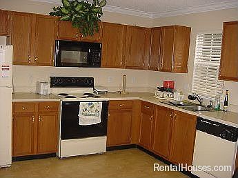 4th image of 6411 Caymus Dr