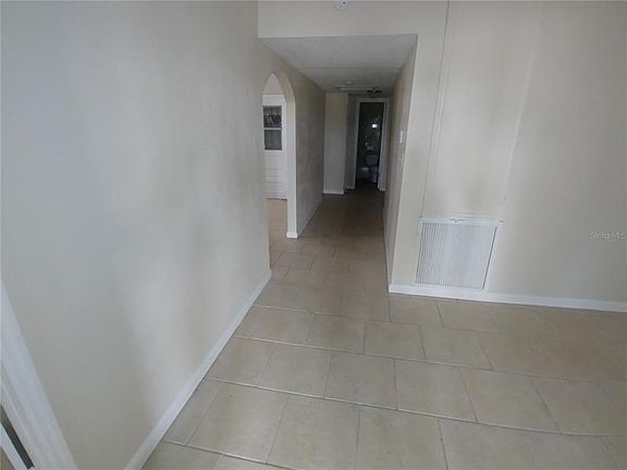 3rd image of 609 Washington Ave