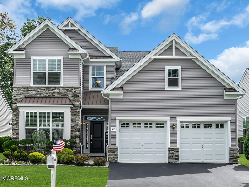 1st image of 217 Ambermist Way