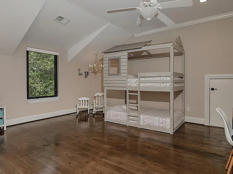 10989 Spell Rd — Photo 37