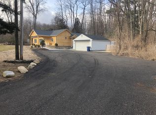 6 Ernest Ln, Mahopac, NY 10541