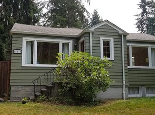 18560 26th Ave NE, Seattle, WA 98155