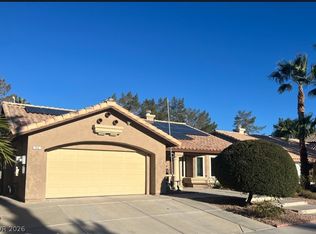 924 Sitting Bull Dr, Henderson, NV 89014