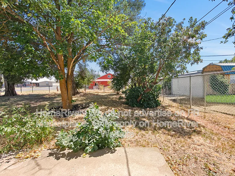 1202 S Russell St — Photo 18