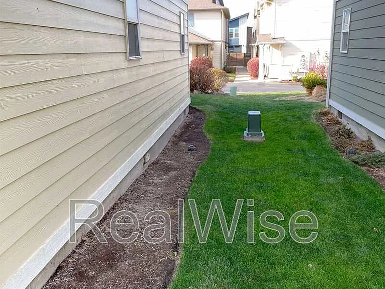 2621 NW Cedar Ave #4 — Photo 25