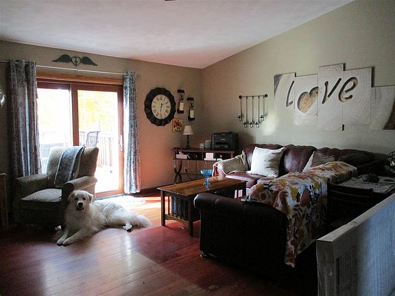 3rd image of 6761 Saladino Dr