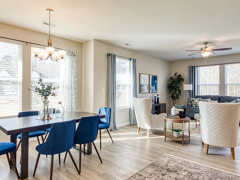 Hillpoint Preserve Townhome Apartments — Photo 44