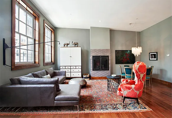 Rented by Douglas Elliman | media 17