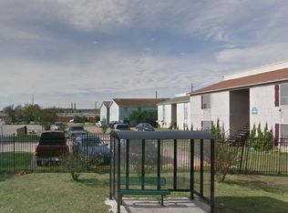 2701 Poplar Cir #C, Bryan, TX 77801