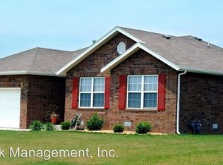 822 Birch St, Butler, MO 64730