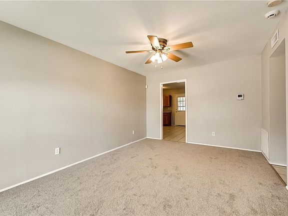 4th image of 4038 Salem Dr