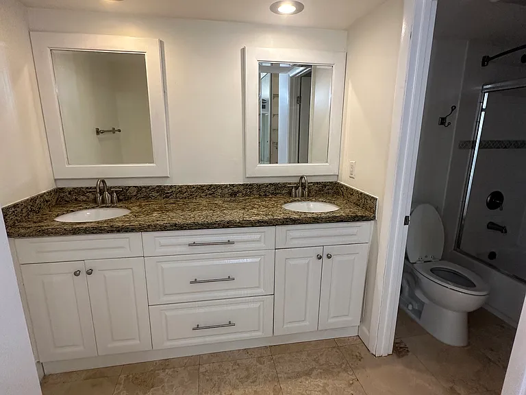 1700 Embassy Dr — Photo 8