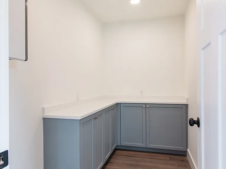 118 Hamilton Rd — Photo 27