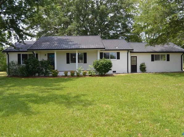 3720 Tidmore Bend Rd, Gadsden, AL 35901