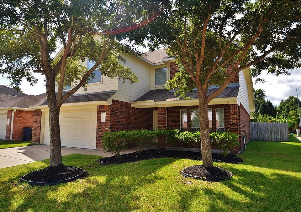 1st image of 19143 Mossy Hedge Ln