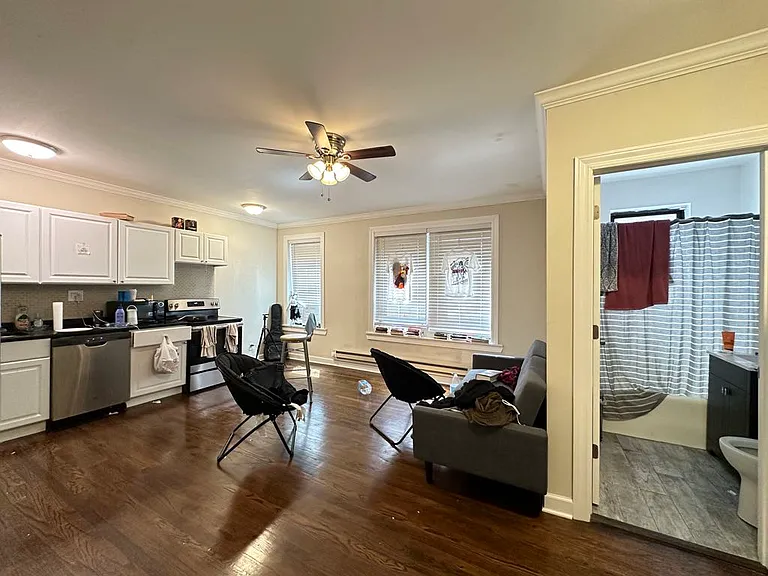 3345 N Marshfield Ave #703 — Photo 13