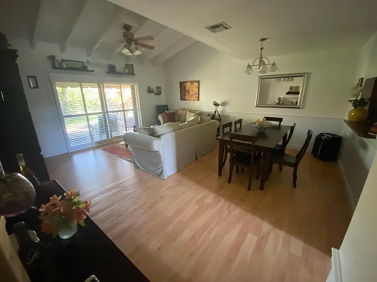 9035 Vineyard Lake Dr — Photo 3