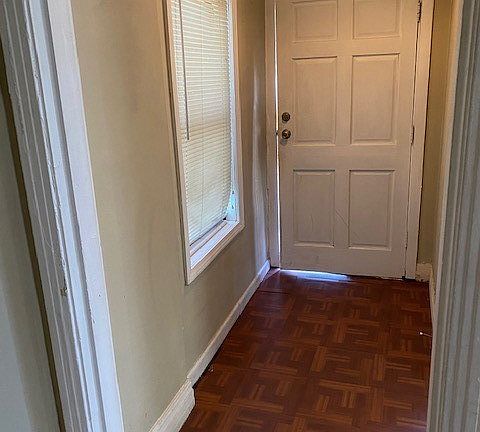 2nd image of 10 Juanita Dr