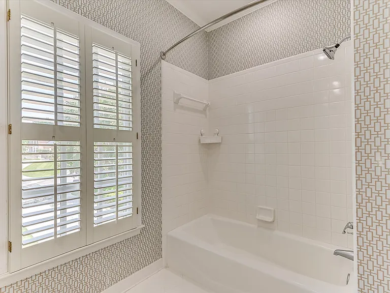 3659 Bay Point — Photo 38