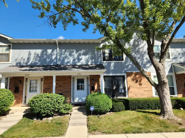 4141 Continental Dr, Waukegan, IL 60087