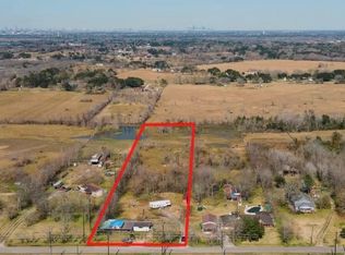 6821 Dogwood Ave, Manvel, TX 77578